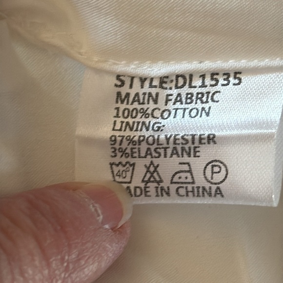 NWT By DYLN White Velah Crop Top - Picture 8 of 8